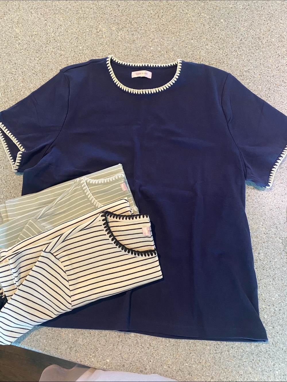 Navy Short-Sleeve Tee with White Scallop Trim by xxs